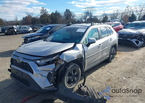 2024 Toyota Rav4 Xle z USA, uszkodzony, nr VIN 2T3P1RFV2RC413602